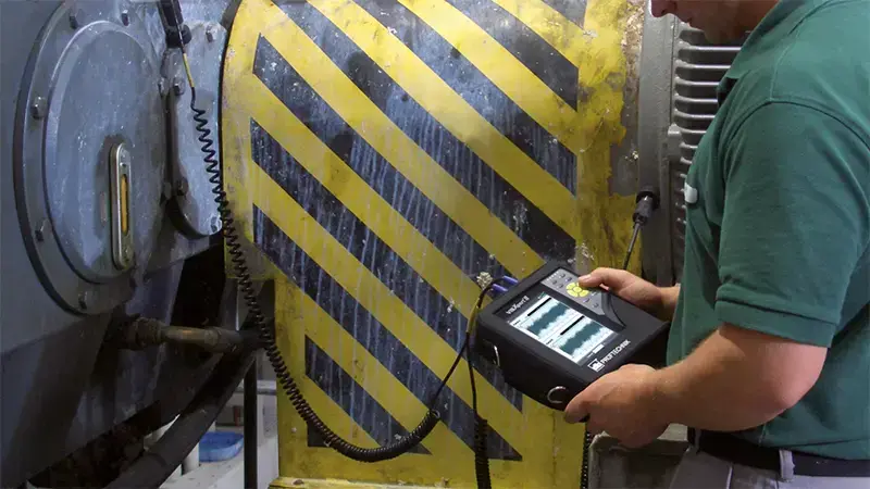 VIBXPERT-II_Vibration-Analysis-and-Balancing-application-01_800x450px_ImageFullScreen-1.webp